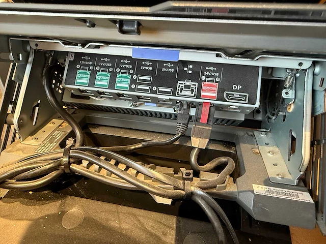Toshiba mt 6140 e3r kleuren touchscreen kassasysteem met bonnenprinter en pinautomaat - afbeelding 8 van  8