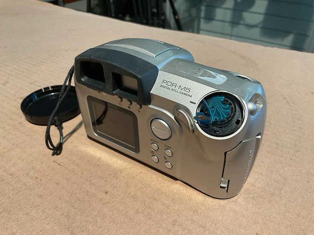 Toshiba pdr-m5 digitale fotocamera - afbeelding 4 van  5