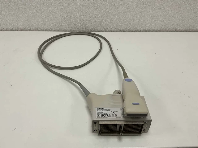 Toshiba plt-1204bx ultrasound transducer - afbeelding 1 van  1