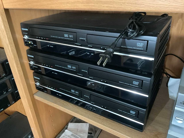 Toshiba sd-v296 videorecorder (3x) - afbeelding 3 van  3