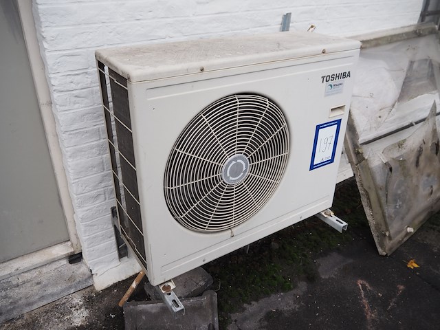 Toshiba - afbeelding 2 van  5