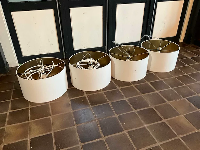 Totallux 15.11.2020 hanglamp (4x) - afbeelding 1 van  6