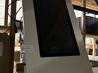 Touchscreen/verkoopzuil met scanner - afbeelding 1 van  4