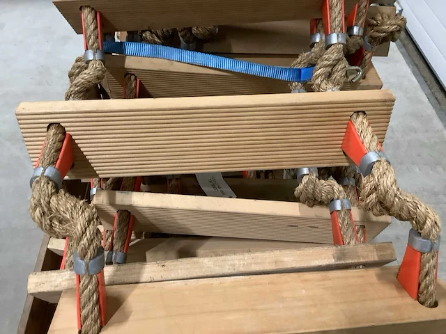 Touwladder 18 meter nieuw - afbeelding 3 van  3