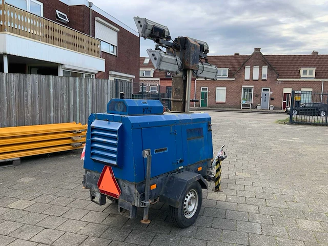 Tower light aanhangwagen - afbeelding 2 van  8