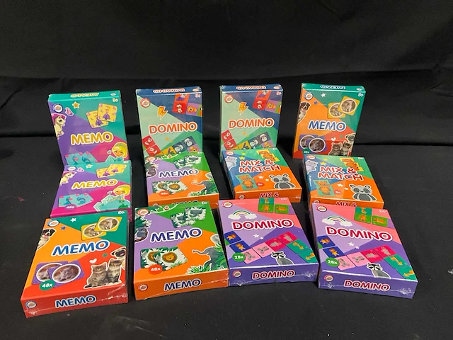 Toy universe assorti (132x) - afbeelding 1 van  5