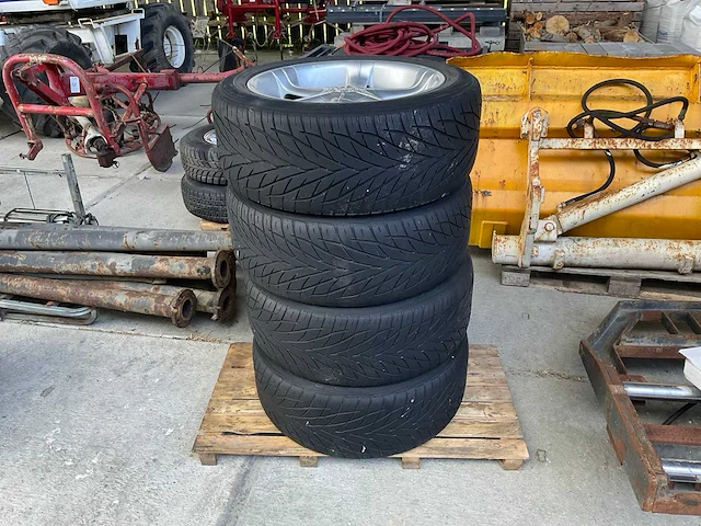 Toyo proxes s/t autoband met velg (4x) - afbeelding 1 van  7