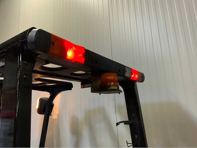 Toyota - - 7fb25 - vorkheftruck - afbeelding 6 van  16