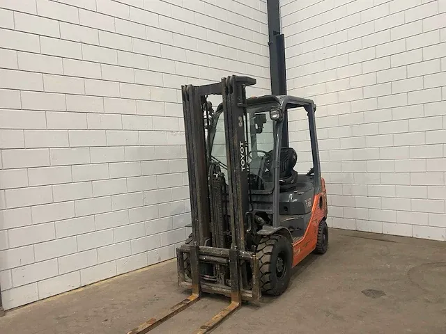 Toyota - 02-8fdf18 - vorkheftruck - 2018 - afbeelding 8 van  14