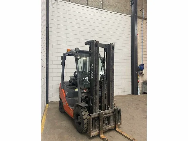 Toyota - 02-8fdf18 - vorkheftruck - 2018 - afbeelding 12 van  14