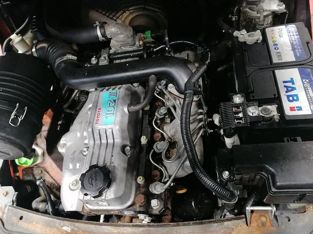 Toyota - 02-8fdf30 - vorkheftruck - afbeelding 5 van  10