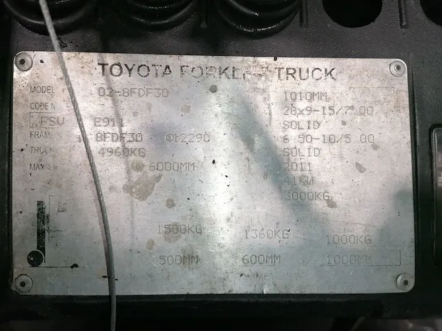 Toyota - 02-8fdf30 - vorkheftruck - afbeelding 6 van  10