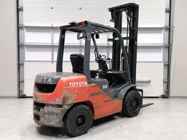 Toyota - 02-8fdf30 - vorkheftruck - afbeelding 10 van  10