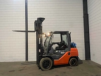 Toyota - 02-8fg30 - vorkheftruck - 2012 - afbeelding 14 van  19