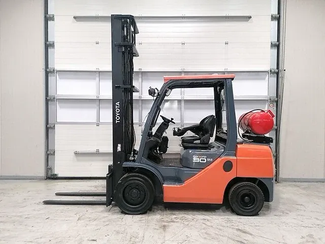 Toyota - 02-8fgf30 - vorkheftruck - afbeelding 3 van  10