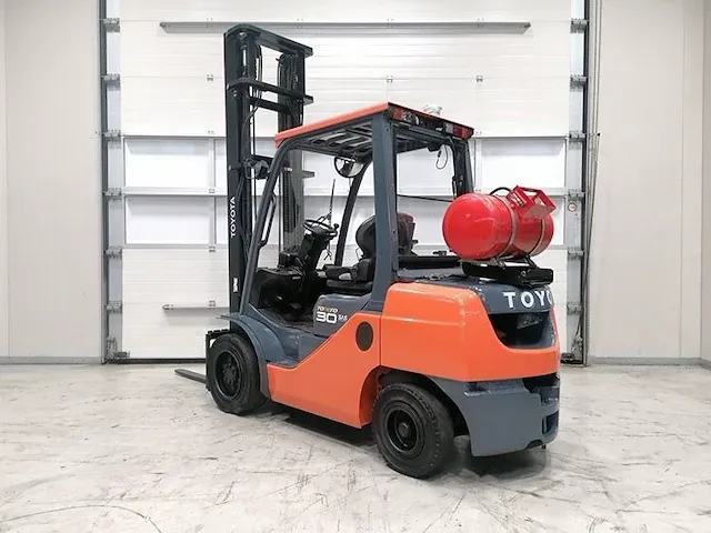 Toyota - 02-8fgf30 - vorkheftruck - afbeelding 4 van  10