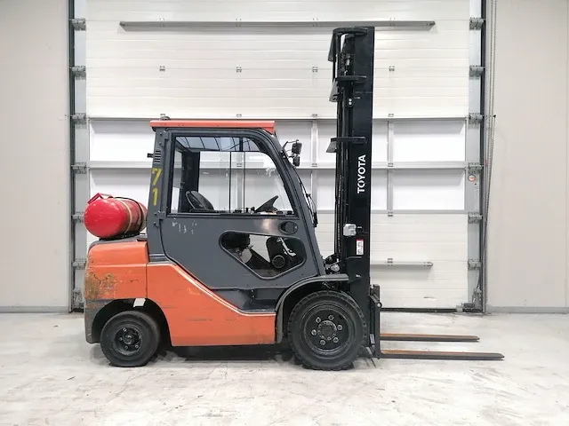 Toyota - 02-8fgf30 - vorkheftruck - afbeelding 6 van  10