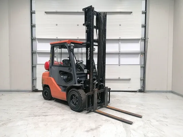 Toyota - 02-8fgf30 - vorkheftruck - afbeelding 7 van  10
