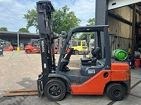Toyota - 02-8fgf30 - vorkheftruck - afbeelding 2 van  9