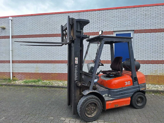 Toyota - 1995 - 02 6fgf30 - vorkheftruck - afbeelding 5 van  11