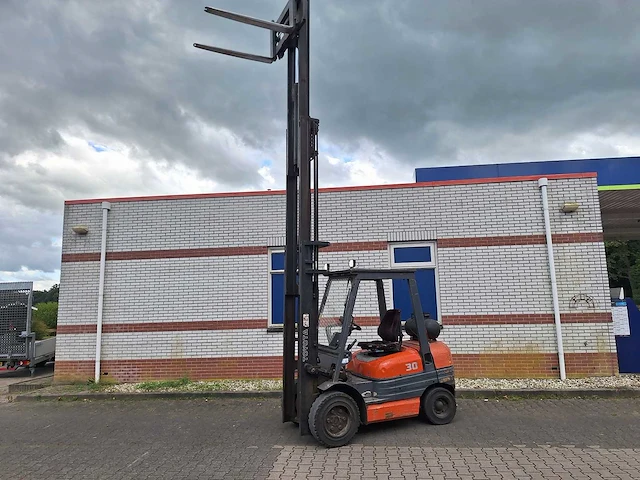 Toyota - 1995 - 02 6fgf30 - vorkheftruck - afbeelding 6 van  11