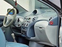 Toyota - 1999 - yaris - 1.0-16v vvt-i terra - zj-zs-15 - afbeelding 10 van  19