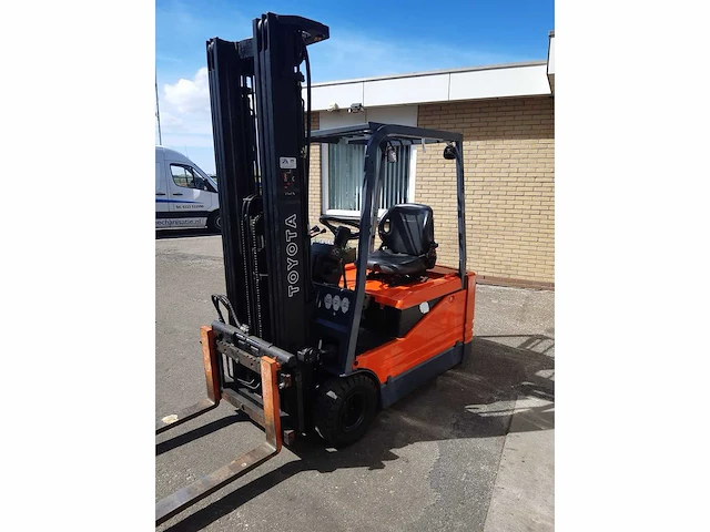 Toyota - 2001 - 5fbe18 - vorkheftruck - afbeelding 3 van  7