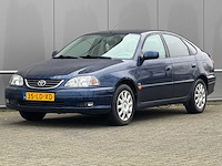 Toyota - 2002 - avensis - 2.0-16v executive - afbeelding 1 van  14