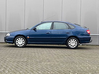 Toyota - 2002 - avensis - 2.0-16v executive - afbeelding 11 van  14