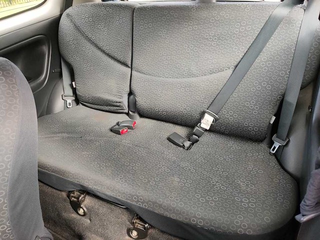 Toyota - 2003 - yaris - 1.0 vvt-i - 8-zkx-02 - afbeelding 5 van  20