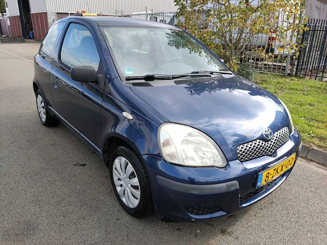 Toyota - 2003 - yaris - 1.0 vvt-i - 8-zkx-02 - afbeelding 14 van  20