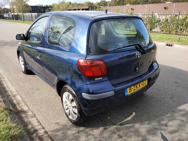 Toyota - 2003 - yaris - 1.0 vvt-i - 8-zkx-02 - afbeelding 15 van  20