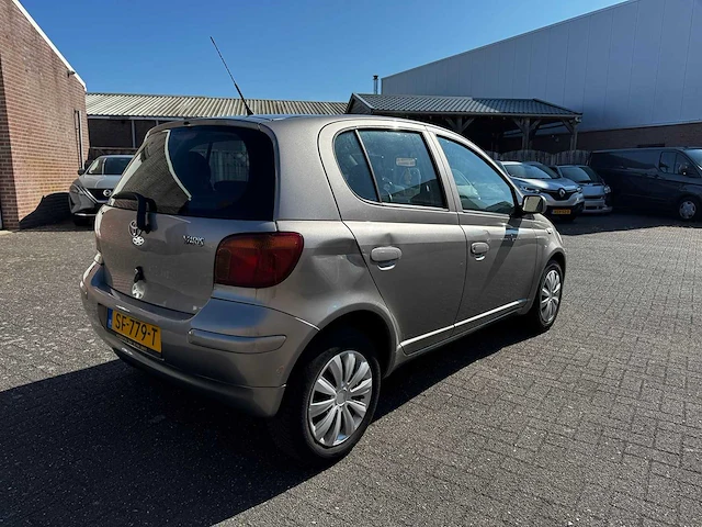 Toyota - 2003 - yaris - 1.0 vvt-i terra mmt - sf-779-t - afbeelding 6 van  11