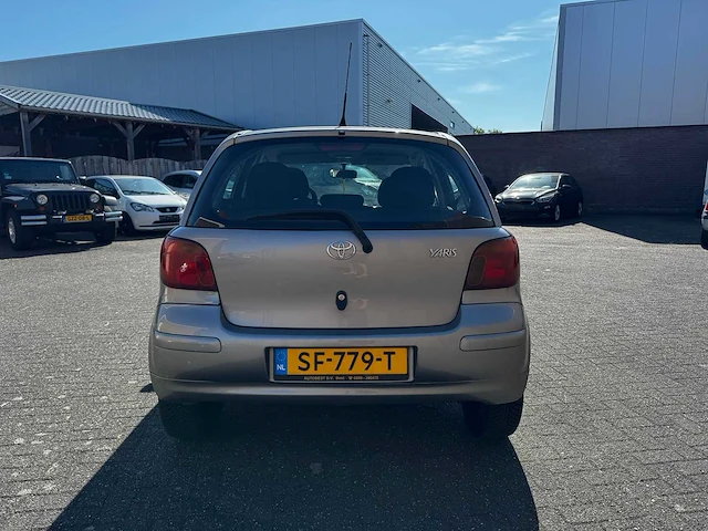 Toyota - 2003 - yaris - 1.0 vvt-i terra mmt - sf-779-t - afbeelding 8 van  11