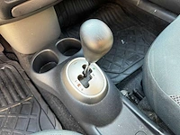 Toyota - 2003 - yaris - 1.0 vvt-i terra mmt - sf-779-t - afbeelding 10 van  11