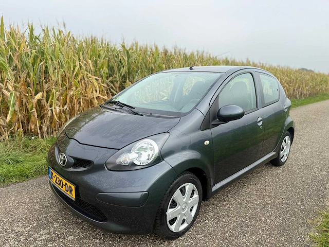 Toyota - 2007 - aygo - 1.0-12v - k-230-dr - afbeelding 1 van  10