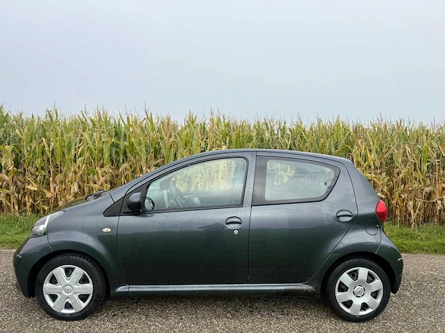 Toyota - 2007 - aygo - 1.0-12v - k-230-dr - afbeelding 9 van  10