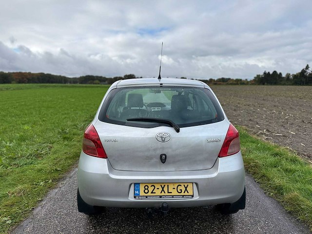 Toyota - 2007 - yaris - 1.3 vvti sol - 82-xl-gx - afbeelding 9 van  12