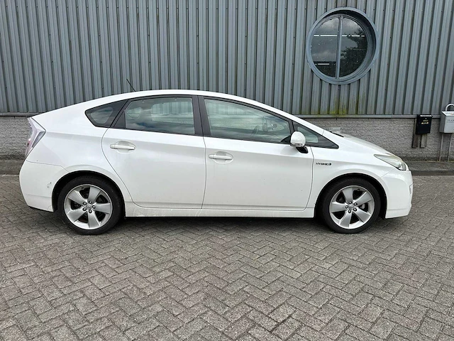 Toyota - 2010 - prius - 1.8 aspiration - 26-krl-2 - afbeelding 15 van  20