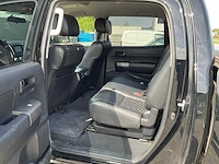 Toyota - 2011 - tundra - 5.7 v8 double cab - personenauto - afbeelding 4 van  35