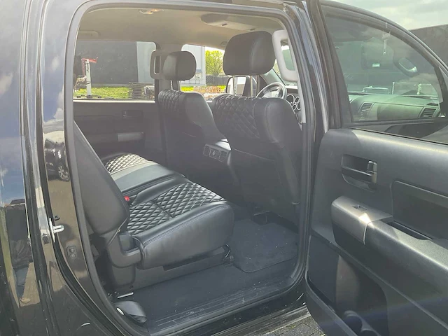 Toyota - 2011 - tundra - 5.7 v8 double cab - personenauto - afbeelding 5 van  35