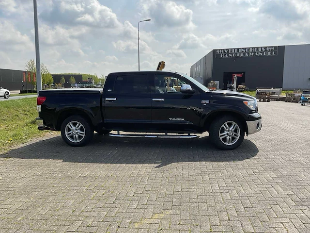 Toyota - 2011 - tundra - 5.7 v8 double cab - personenauto - afbeelding 31 van  35