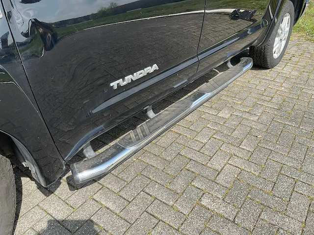 Toyota - 2011 - tundra - 5.7 v8 double cab - personenauto - afbeelding 34 van  35