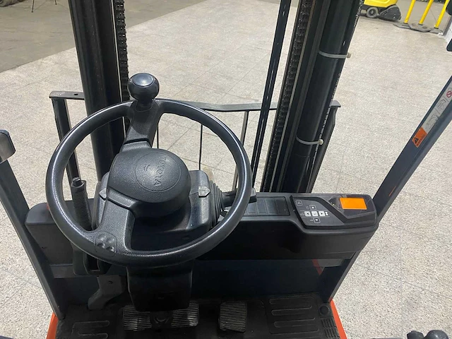 Toyota - 2012 - 7fbest13 - vorkheftruck - afbeelding 9 van  12