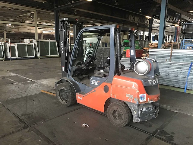 Toyota - 2017 - 06-8-fgj-35-f - vorkheftruck - afbeelding 12 van  19