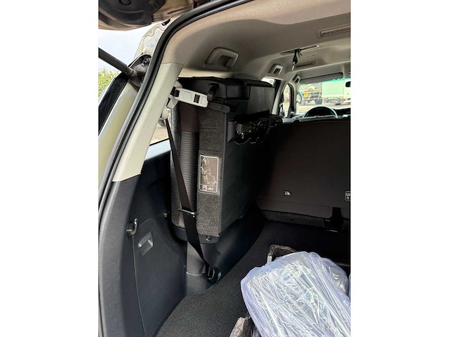 Toyota - 2025 - fortunner - personenauto - afbeelding 8 van  30