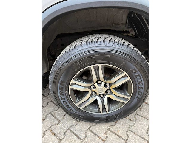 Toyota - 2025 - fortunner - personenauto - afbeelding 11 van  30