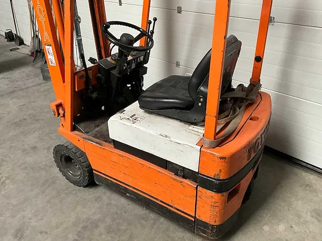 Toyota - 2fbe13 - vorkheftruck - afbeelding 2 van  17