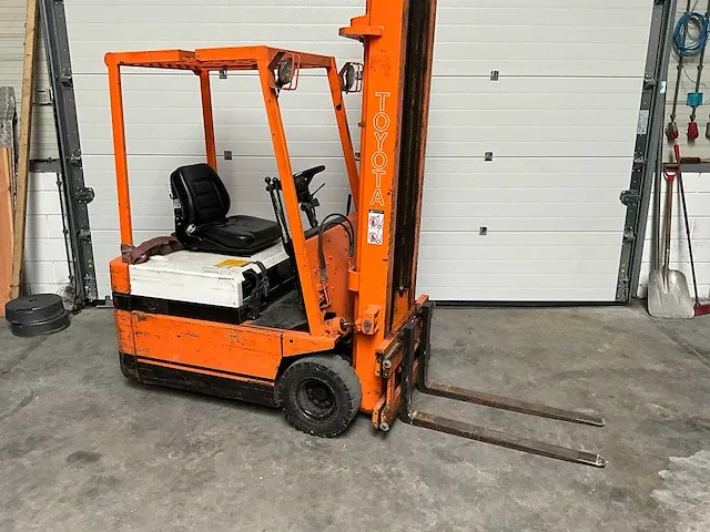 Toyota - 2fbe13 - vorkheftruck - afbeelding 4 van  17