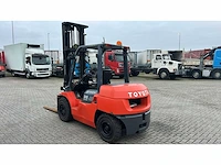 Toyota - 42-7fd35 - vorkheftruck - afbeelding 4 van  7